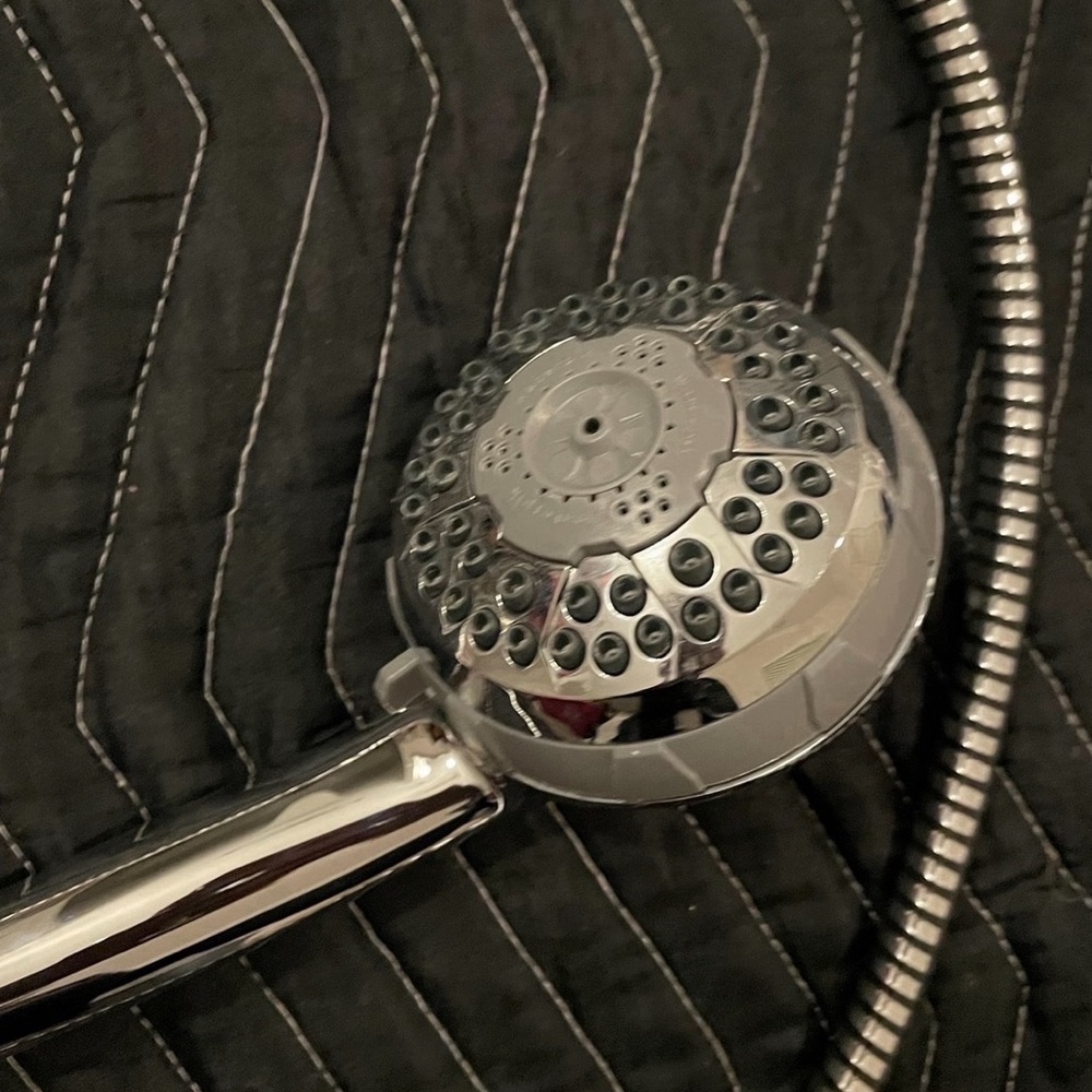 EUC Single Water Pik Hose PowerSpray Shower Head, Multiple Settings All Chrome - Picture 9 of 13